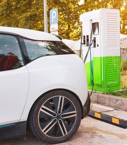 This guide describes the different types of electric vehicles available, including hybrid, plug-in hybrid, and battery electric cars. Learn about their benefits and features.